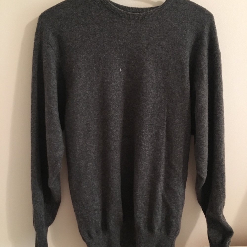 Ballentyne gray 100% pure cashmere sweater